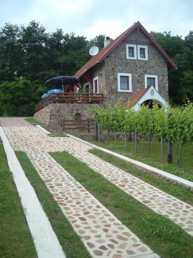 Apartament Szent Orban Vendeghaz Ábrahámhegy Zewnętrze zdjęcie
