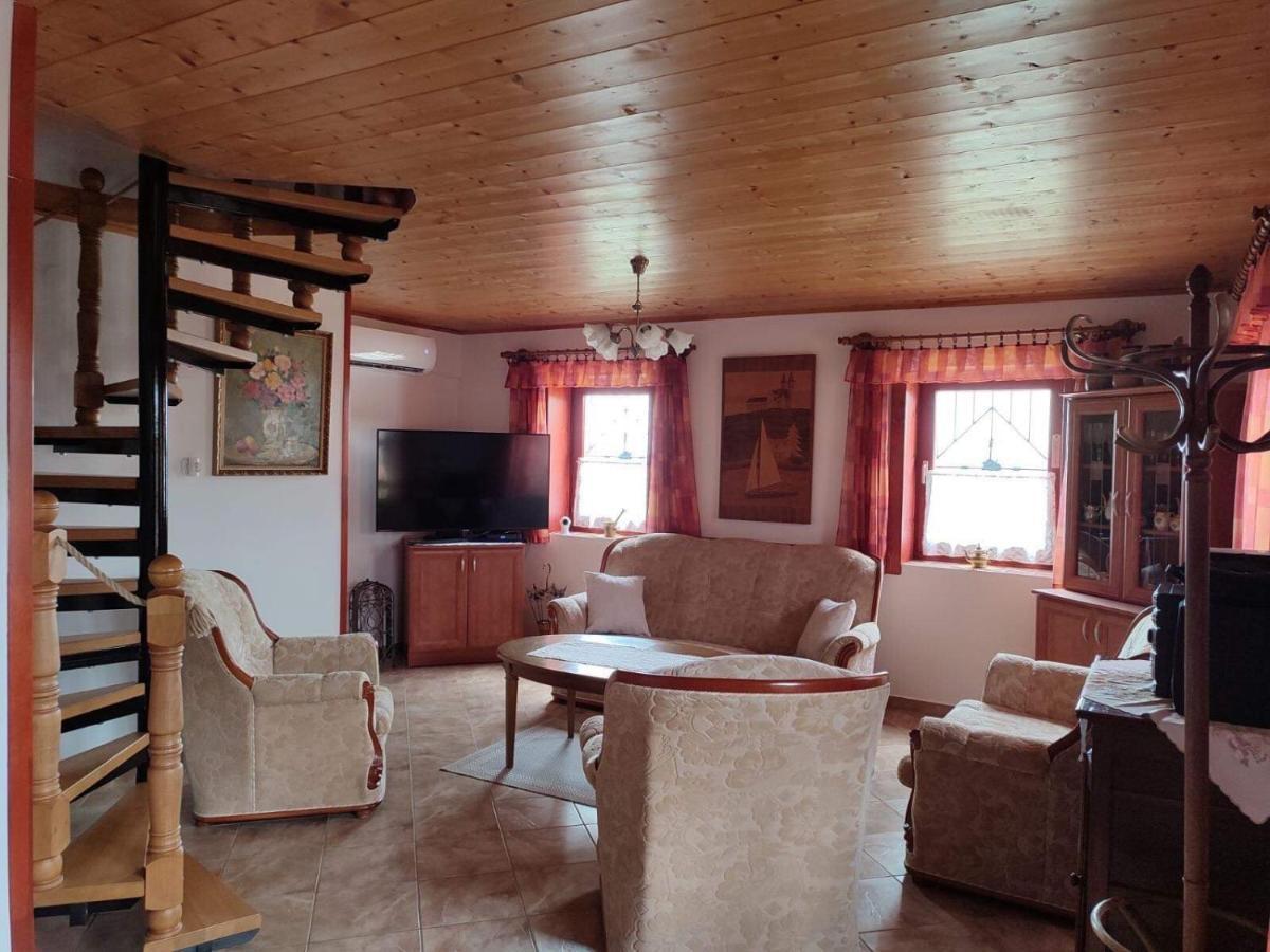 Apartament Szent Orban Vendeghaz Ábrahámhegy Zewnętrze zdjęcie